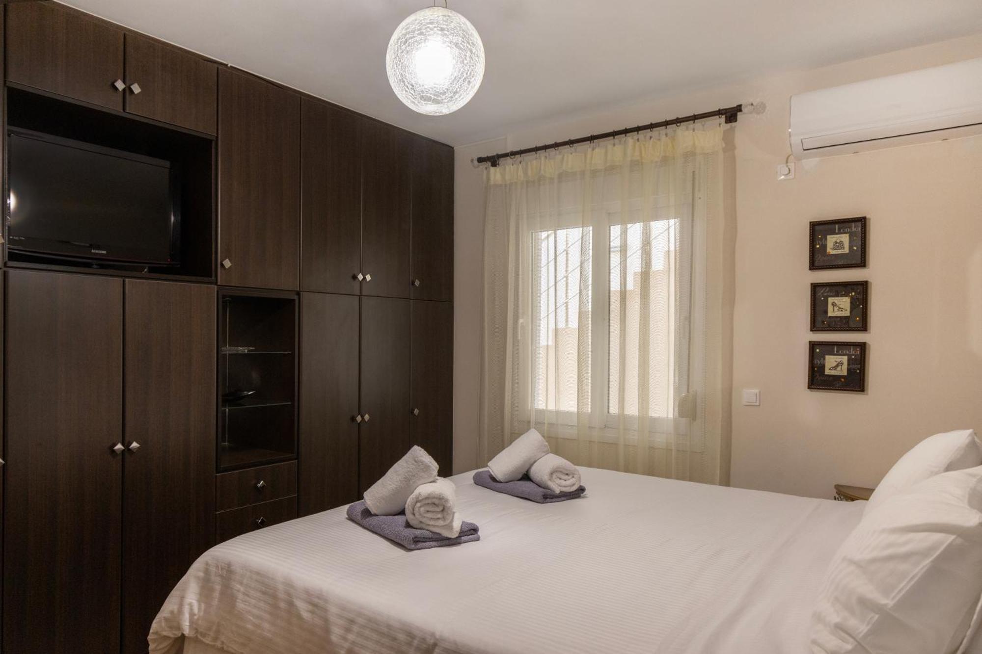 Limani Lux Apartments Karpathos Town  Room photo