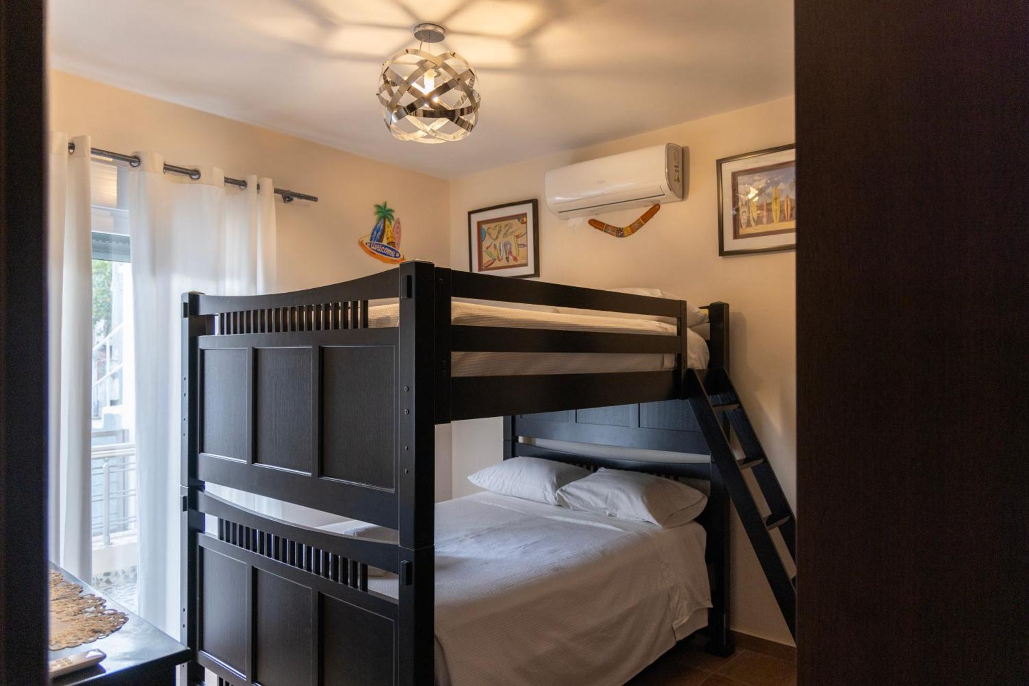 Limani Lux Apartments Karpathos Town  Room photo