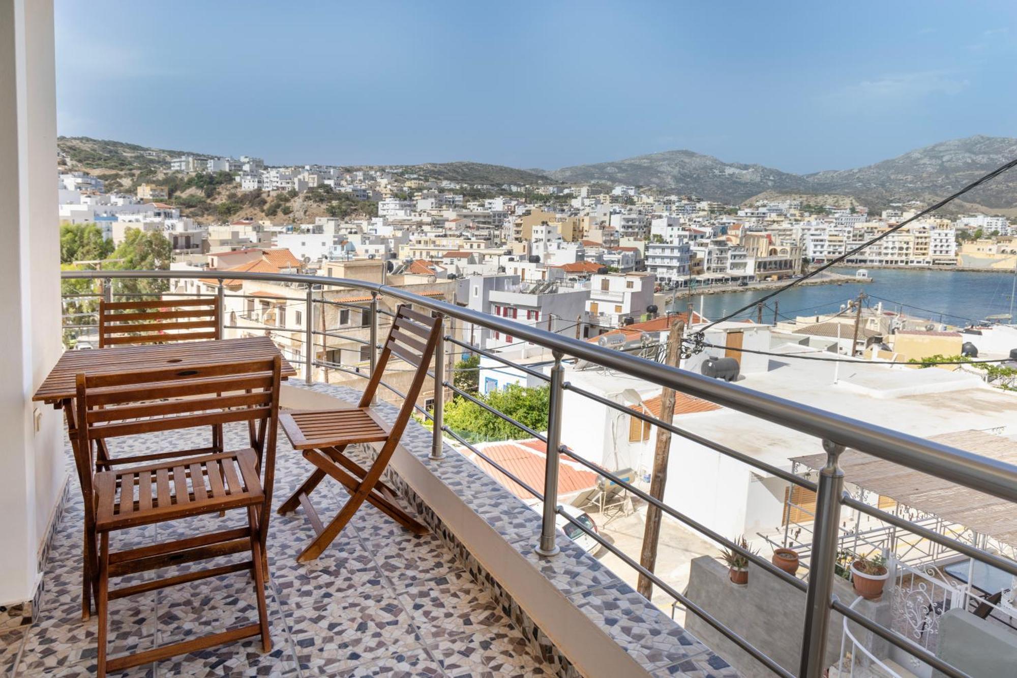 Limani Lux Apartments Karpathos Town  Room photo