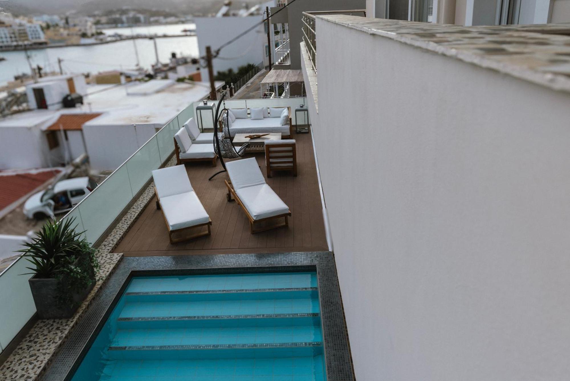 Limani Lux Apartments Karpathos Town  Exterior photo