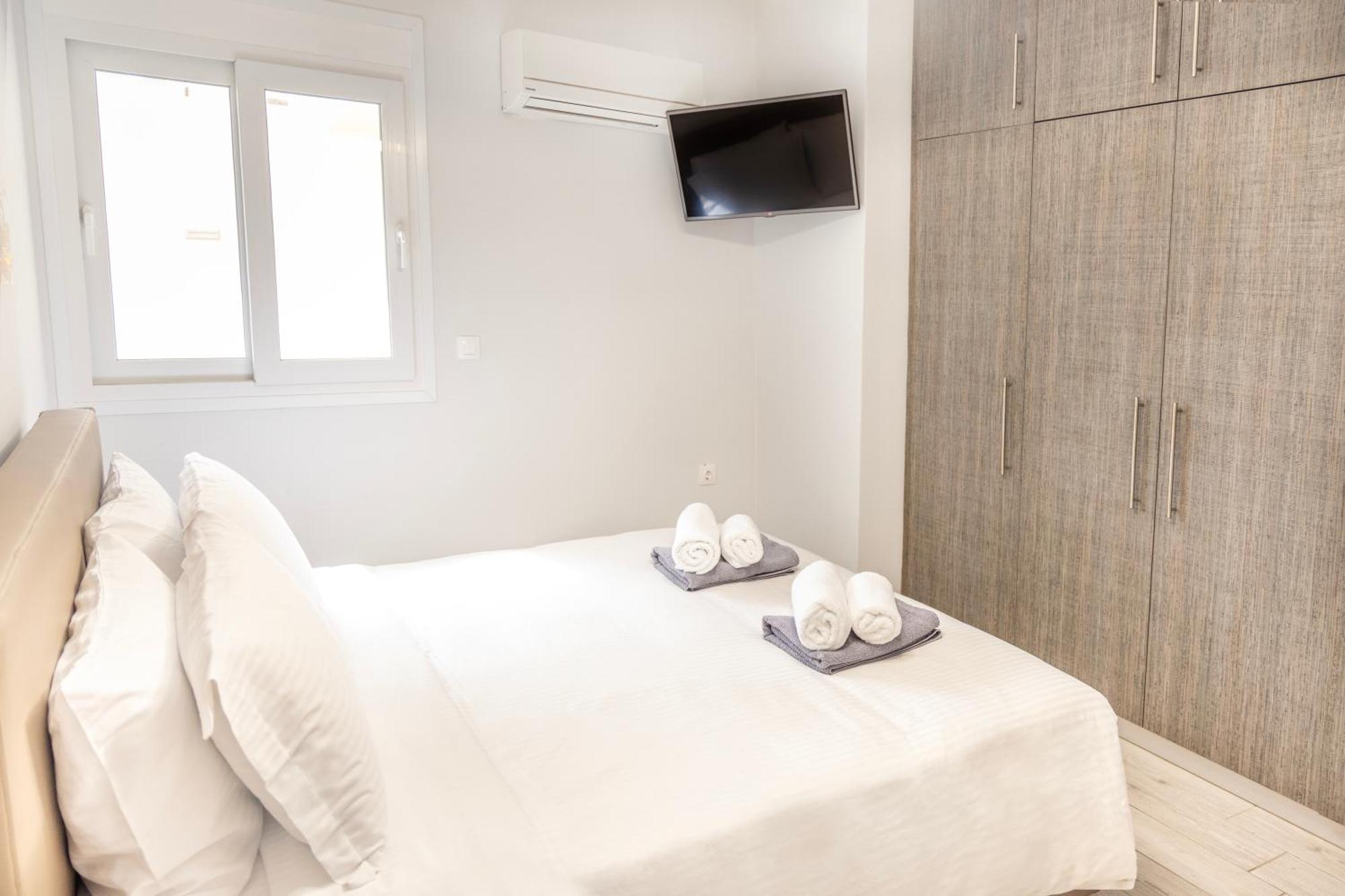 Limani Lux Apartments Karpathos Town  Room photo
