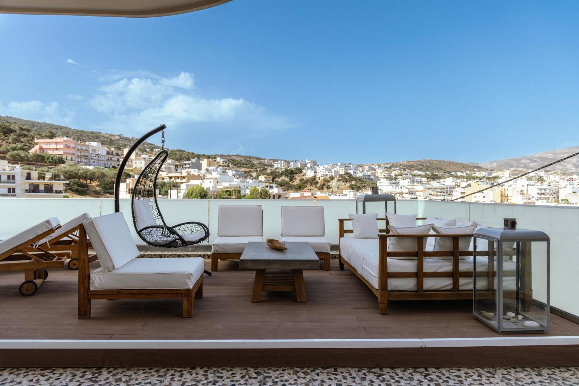 Limani Lux Apartments Karpathos Town  Exterior photo